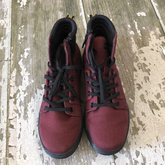 rozarya canvas dr martens
